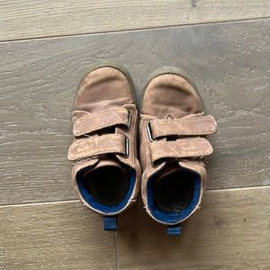 Boy Toms brown suede shoes size 8